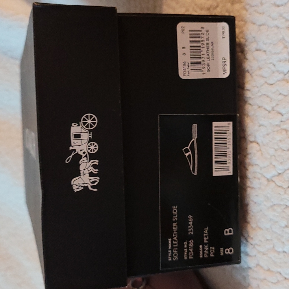 Woman sandals brand new with tag. - Picture 7 of 7